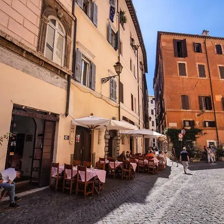 Holiday Vip Navona